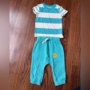Adorable Blue & White Jogger Set - Size 12 months